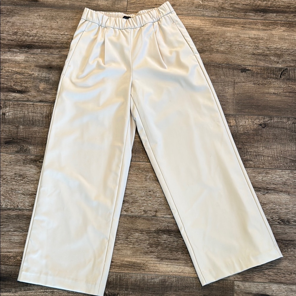 ANN TAYLOR The Perfect Wide-Leg Trouser.  Fully Lined. EUC Very classy.